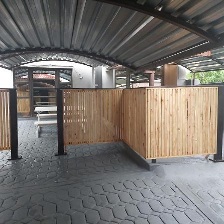 Nsuku Bed And Breakfast Thulamahashi 외부 사진