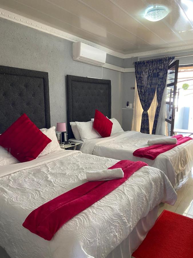 Nsuku Bed And Breakfast Thulamahashi 외부 사진